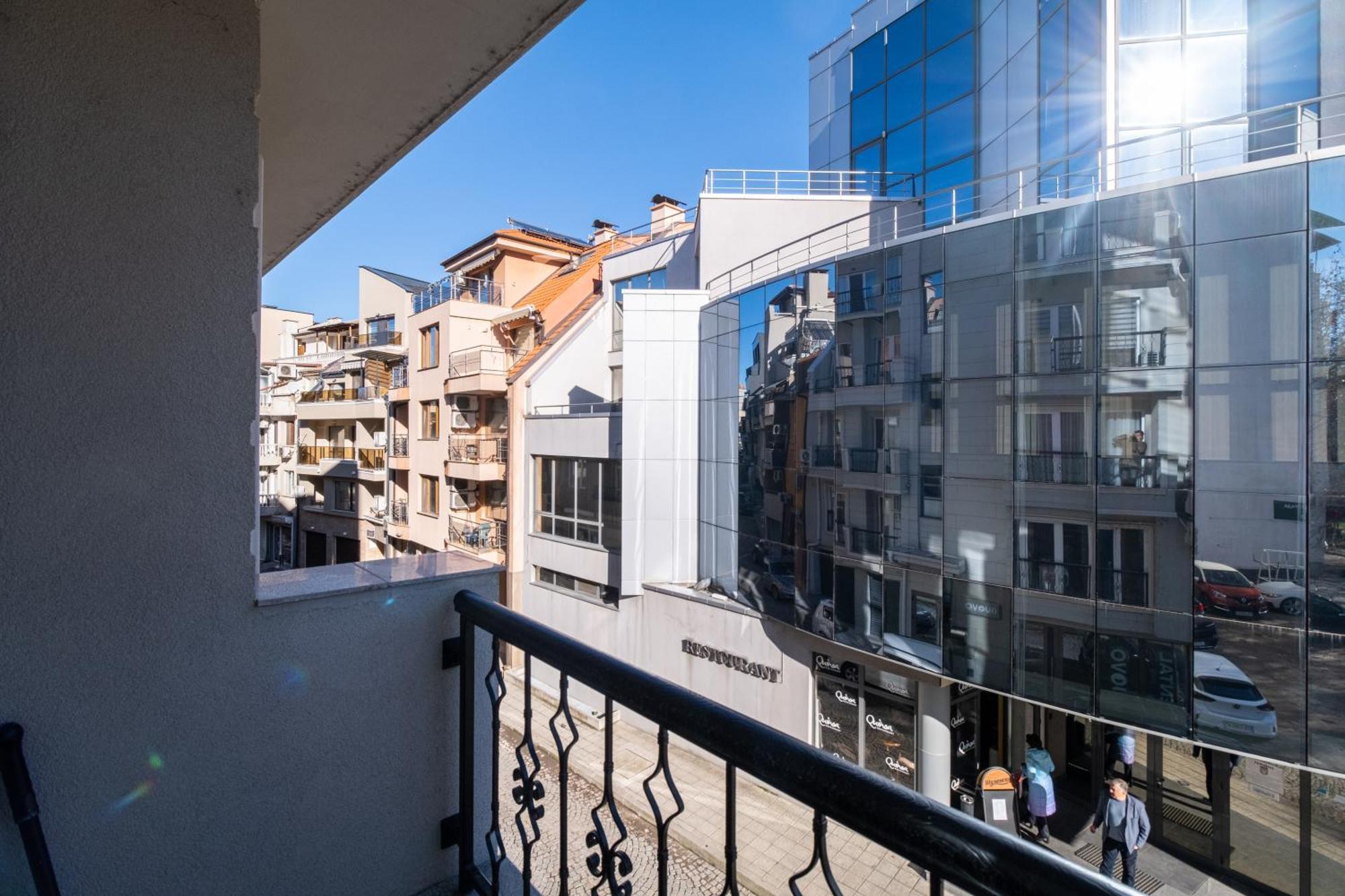 Modern & Elegant City Center Apartments 普罗夫迪夫 外观 照片